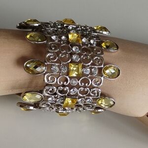 Elegant Silver Tone and Yellow Stone Bracelet